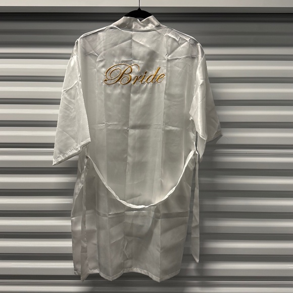 Bride Robe - Picture 2 of 3